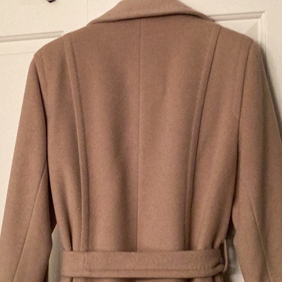 Wool and Angora Winter Coat - Picture 5 of 8